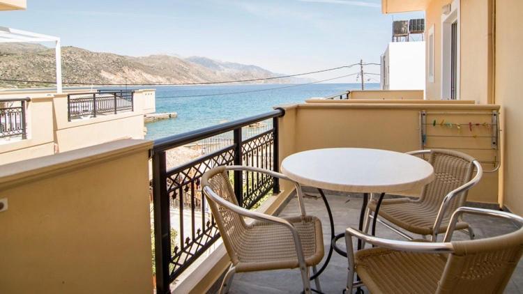 Harbour And Apartamento